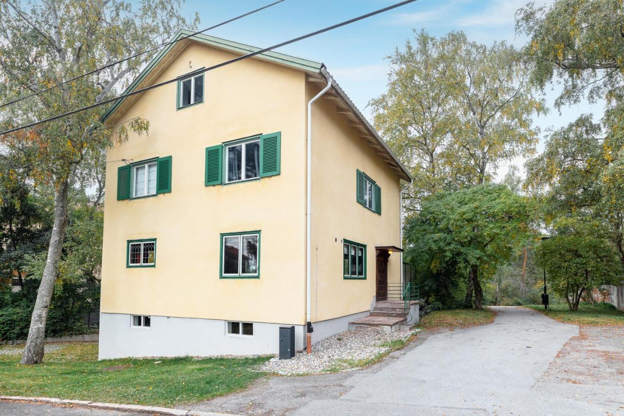 Fantastic 4 Bedroom Home In Bromma With Everything Ville de Ville de Stockholm Extérieur photo
